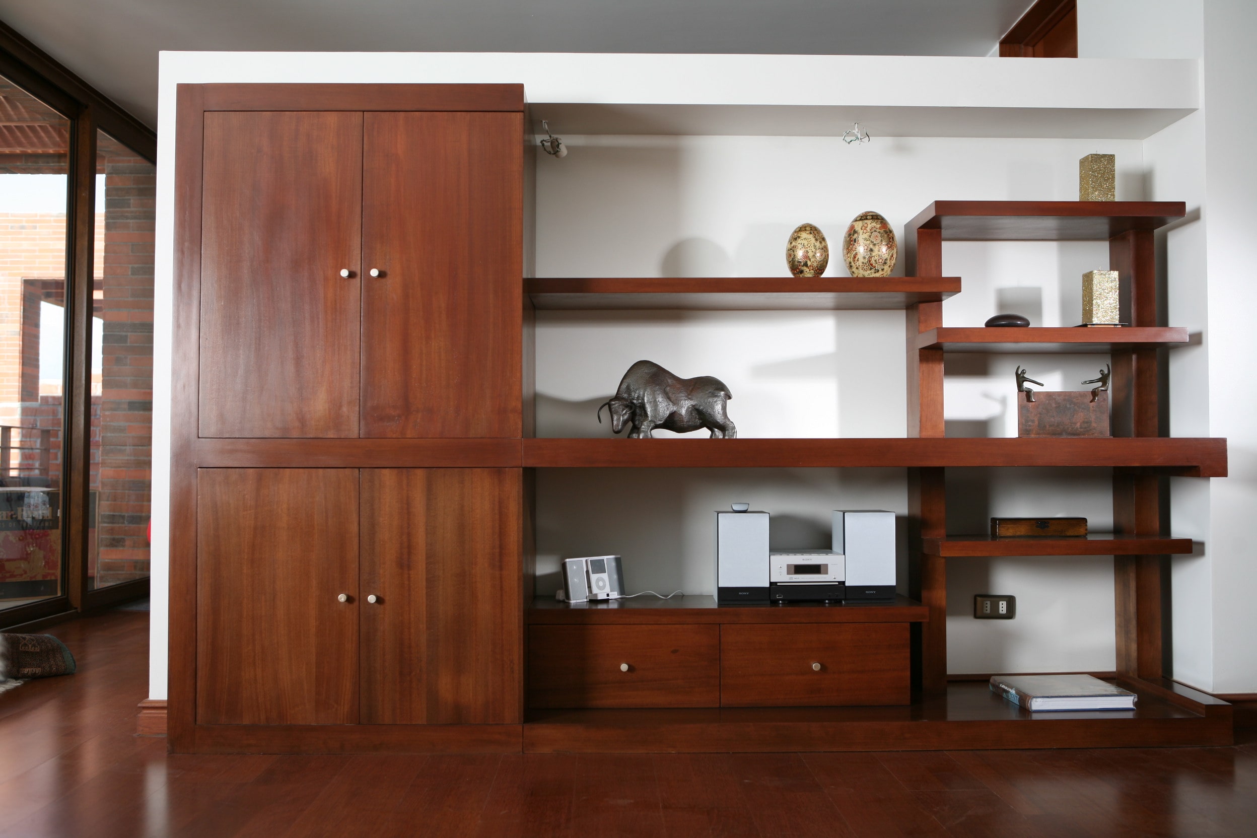 03.- MUEBLE ESPECIAL