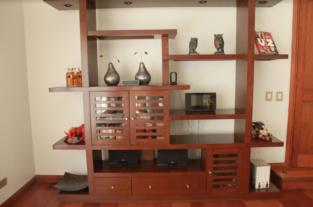 09.- MUEBLE ESPECIAL I